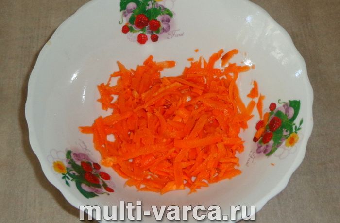 Картопля з кабачками в мультиварці