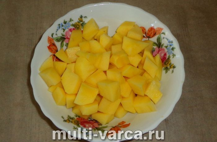 Картопля з кабачками в мультиварці