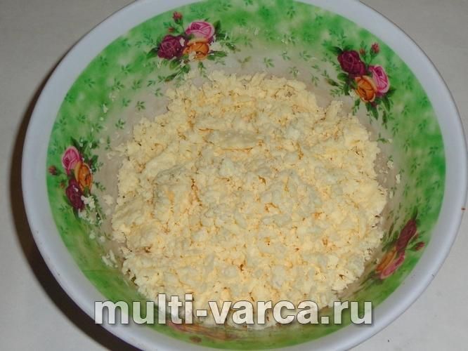 Куряча запіканка з кабачками в мультиварці