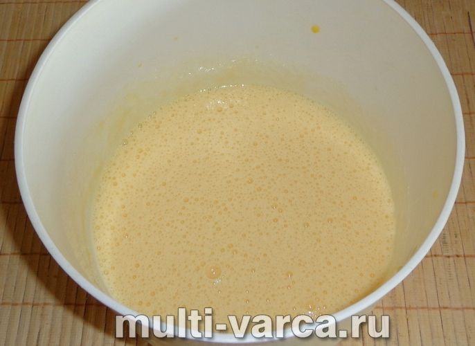 Рулет із сирним кремом