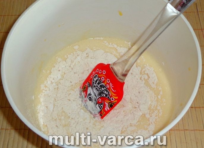 Рулет із сирним кремом