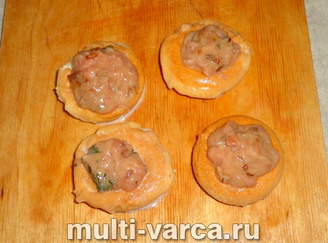 Фаршировані бублики в духовці
