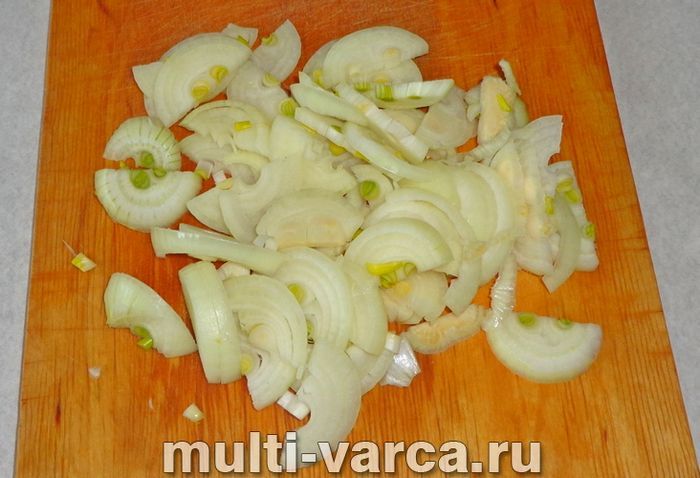 Картопляна запіканка з рибою в мультиварці