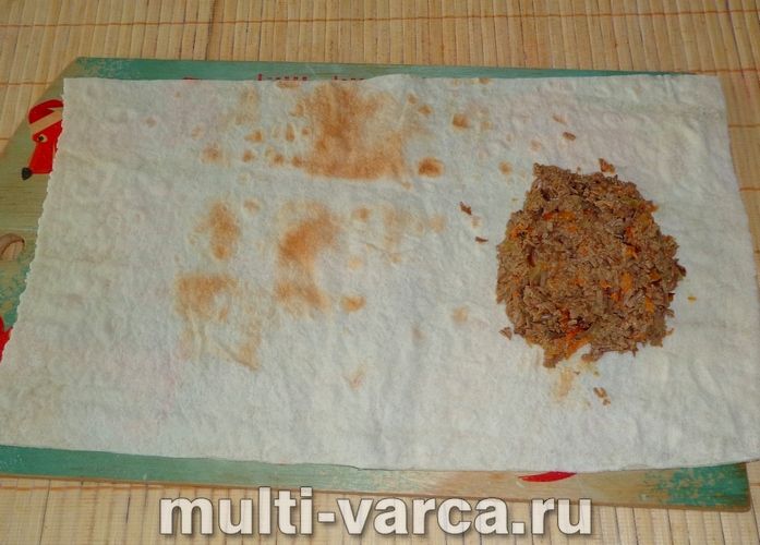 Конвертики з лаваша з печінкою в мультиварці