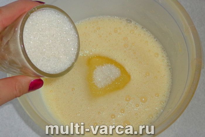 Пиріг на ряжанці в мультиварці
