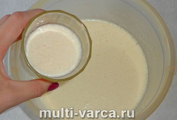 Пиріг на ряжанці в мультиварці