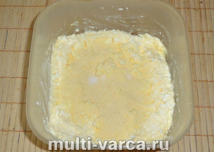 Сирна запіканка на пару в мультиварці