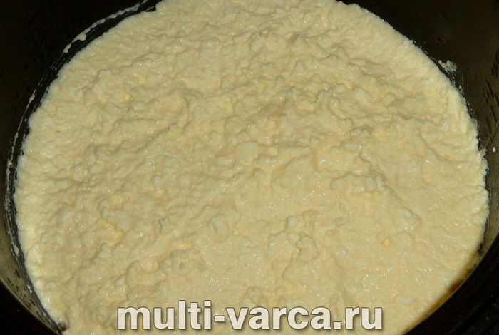 Сирна запіканка з ягодами в мультиварці