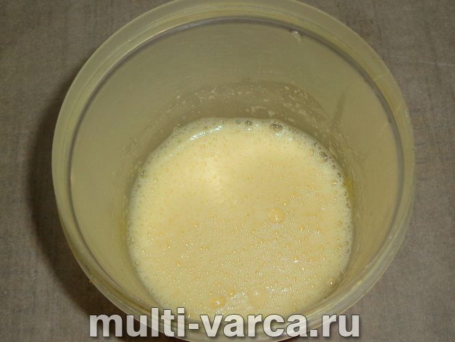 Сирна запіканка з курагою в мультиварці