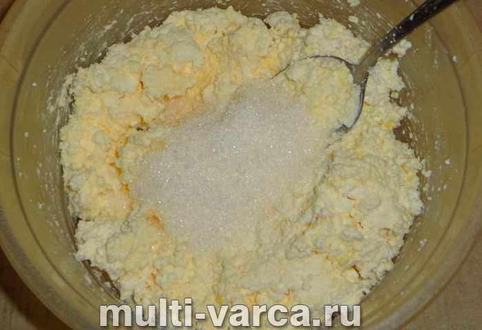 Сирна запіканка зі сливою в мультиварці