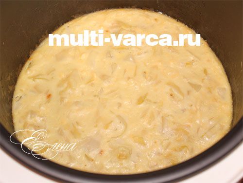 Заливний капустяний пиріг у мультиварці