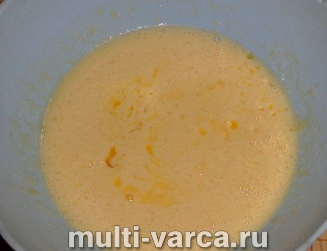 Бісквіт на газованій воді в мультиварці