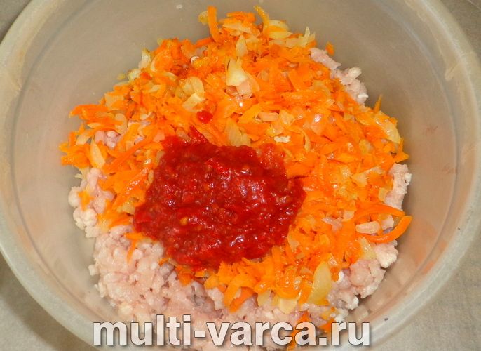 Фарширований перець із картоплею в мультиварці