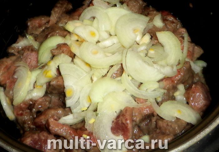 Яловичина в пиві в мультиварці