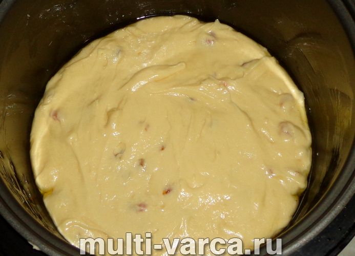 Кекс із курагою в мультиварці