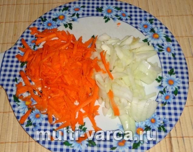 Курячий сирний суп у мультиварці
