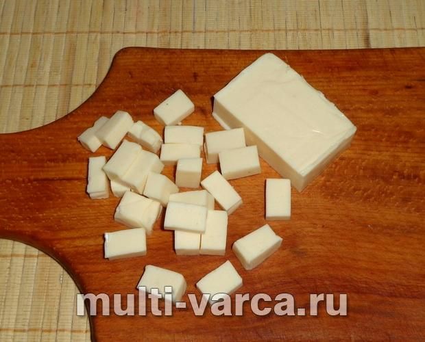 Курячий сирний суп у мультиварці