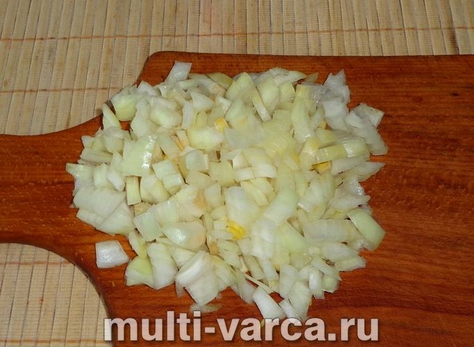 Курка у вершковому соусі в мультиварці