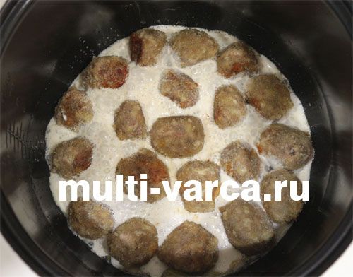 М'ясні кульки в мультиварці