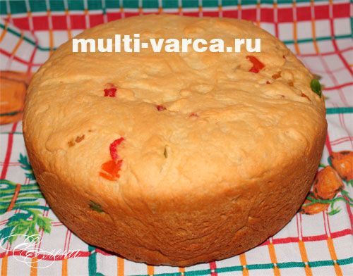 Паска в мультиварці з цукатами