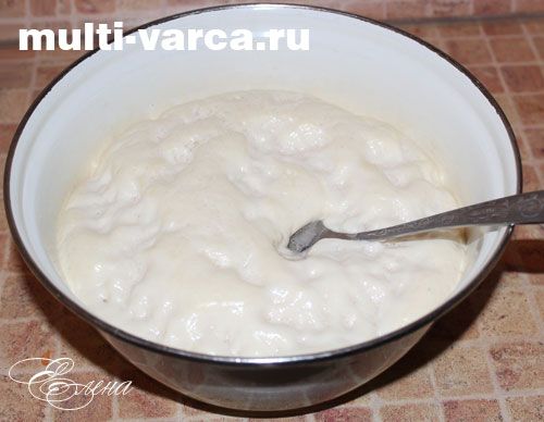 Паска в мультиварці з цукатами