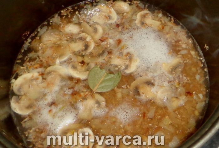 Полба з грибами в мультиварці
