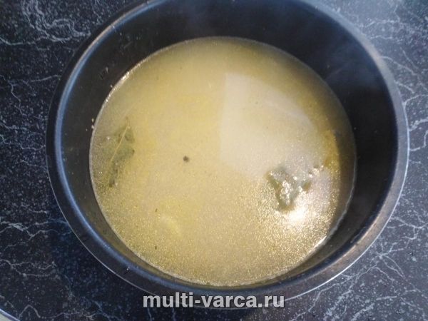 Пшеничний суп з індичкою