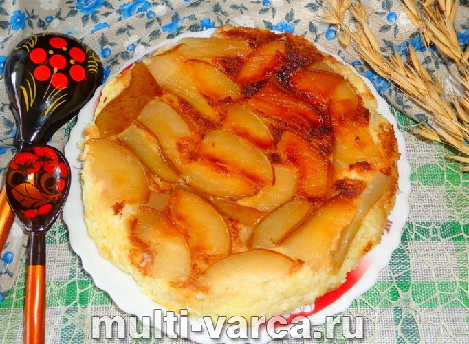 Сирна запіканка з грушею в мультиварці