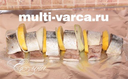 Скумбрія в мультиварці у фользі