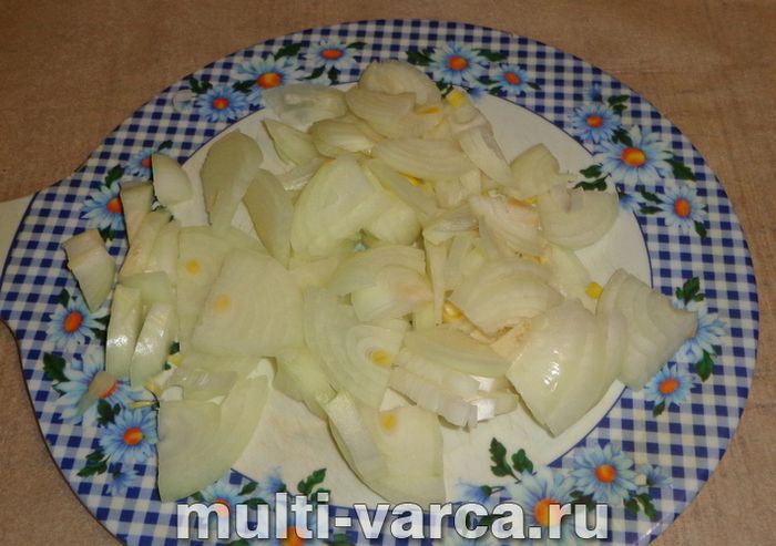 Свинячі реберця з овочами в мультиварці