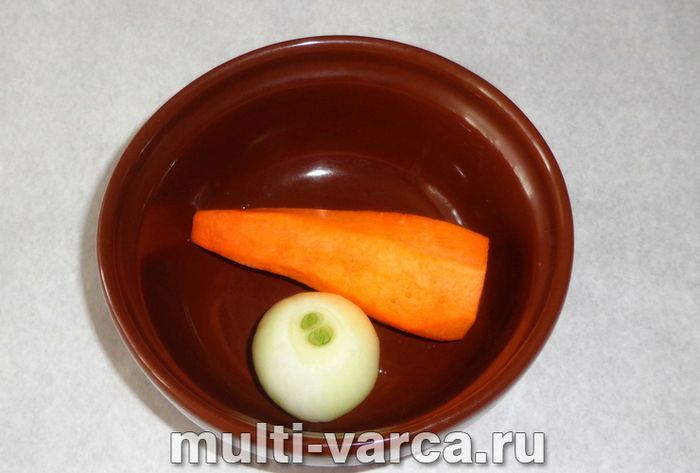Свинячий бульйон у мультиварці