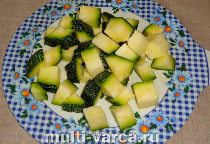 Телятина з овочами в мультиварці