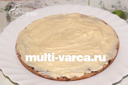 Торт із фініками в мультиварці