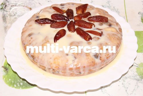 Торт із фініками в мультиварці