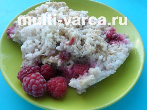 Вівсяно-рисова каша з малиною
