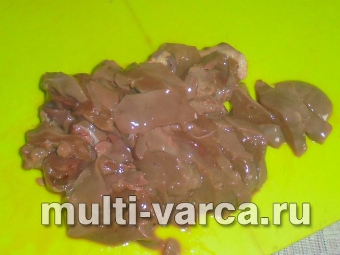Запіканка з овочів із курячою печінкою