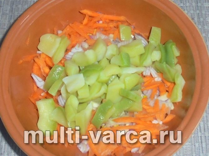 Запіканка з овочів із курячою печінкою