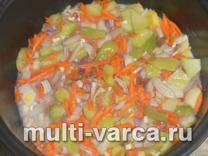 Запіканка з овочів із курячою печінкою