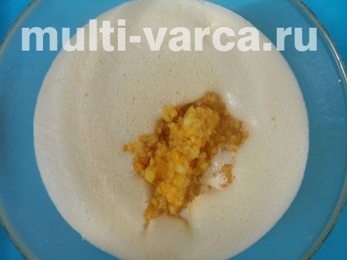 Апельсиновий пиріг з обліпихою