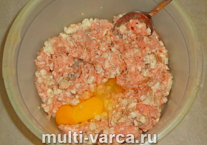 Биточки на пару в мультиварці