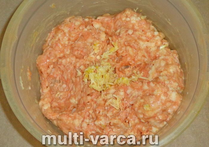 Биточки на пару в мультиварці