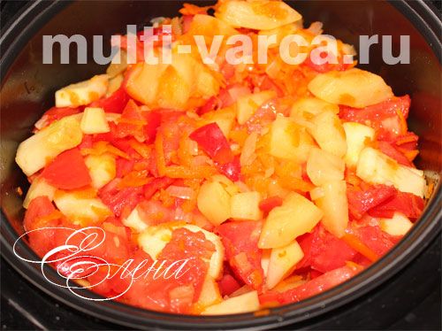 Домашня кабачкова ікра з помідорами, болгарським перцем