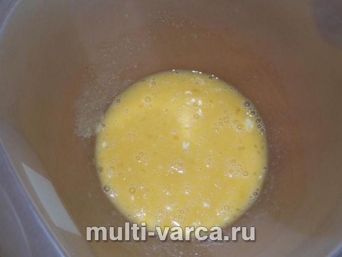 Двоколірні шоколадні млинцеві рулетики з шоколаду