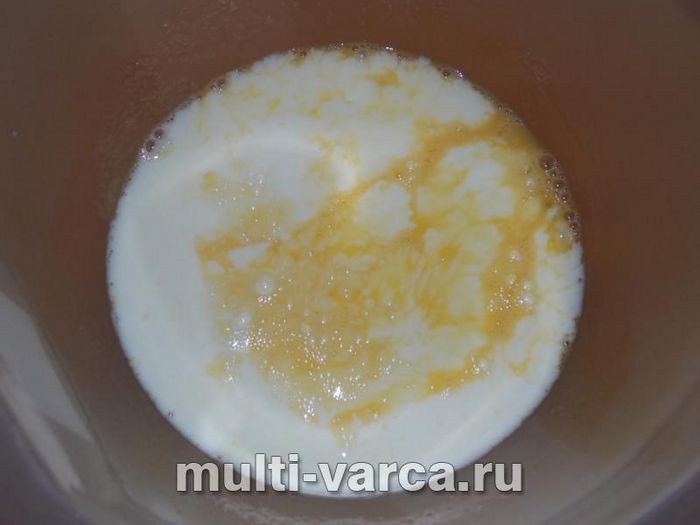 Двоколірні шоколадні млинцеві рулетики з шоколаду