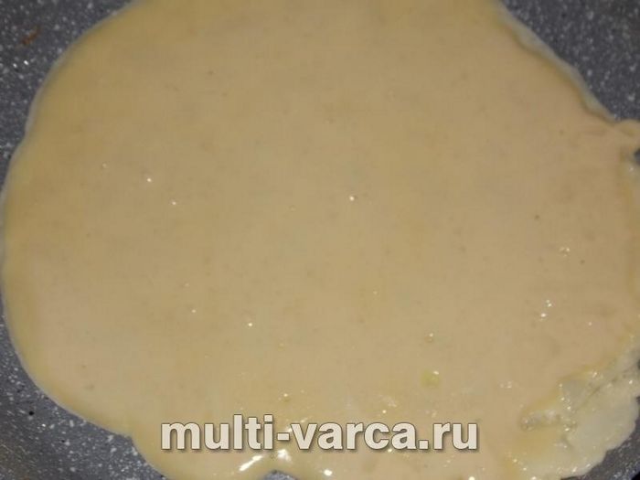 Двоколірні шоколадні млинцеві рулетики з шоколаду