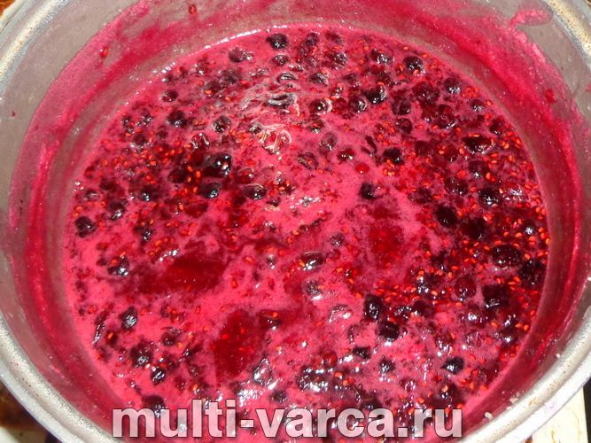 Джем із йошти та малини на зиму