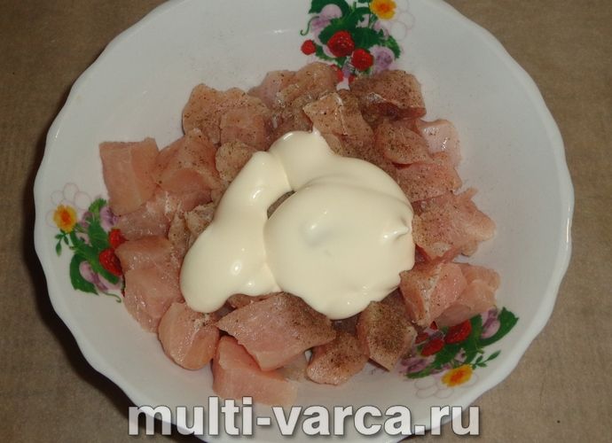 Індичка в майонезі в мультиварці