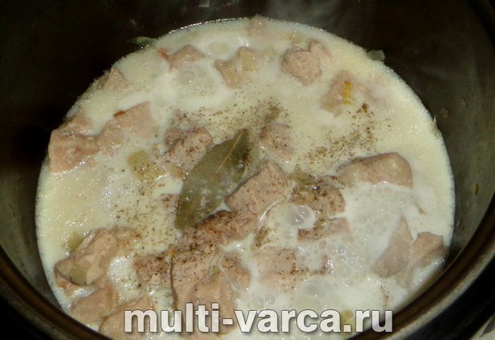 Індичка в молоці в мультиварці