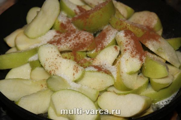Яблучна галета з корицею