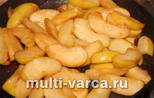 Яблучна галета з корицею